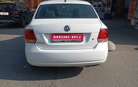 Volkswagen Polo VI (EU Market), 2012 год, 450 000 рублей, 2 фотография