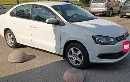Volkswagen Polo VI (EU Market), 2012 год, 450 000 рублей, 3 фотография