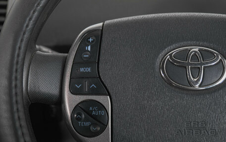 Toyota Prius, 2008 год, 739 000 рублей, 16 фотография