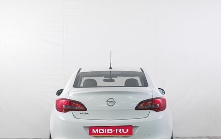 Opel Astra J, 2013 год, 949 000 рублей, 5 фотография