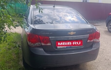 Chevrolet Cruze II, 2011 год, 930 000 рублей, 4 фотография