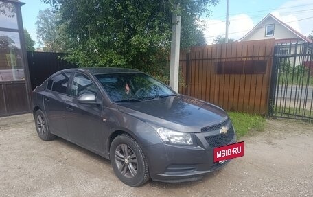 Chevrolet Cruze II, 2011 год, 930 000 рублей, 5 фотография