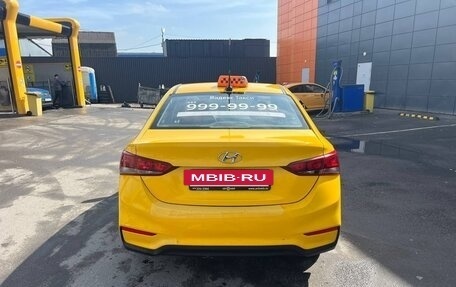 Hyundai Solaris II рестайлинг, 2018 год, 800 000 рублей, 4 фотография