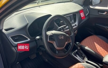 Hyundai Solaris II рестайлинг, 2018 год, 800 000 рублей, 6 фотография