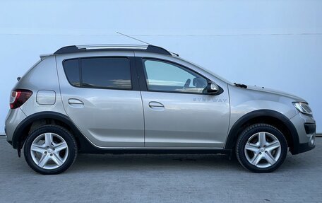 Renault Sandero II рестайлинг, 2016 год, 893 000 рублей, 4 фотография