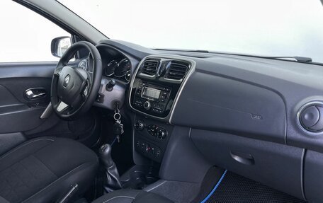 Renault Sandero II рестайлинг, 2016 год, 893 000 рублей, 16 фотография