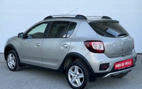 Renault Sandero II рестайлинг, 2016 год, 893 000 рублей, 7 фотография