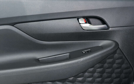 Hyundai Santa Fe IV, 2019 год, 2 500 000 рублей, 25 фотография