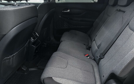 Hyundai Santa Fe IV, 2019 год, 2 500 000 рублей, 24 фотография