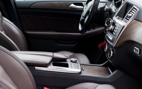 Mercedes-Benz GL-Класс, 2014 год, 3 600 000 рублей, 6 фотография