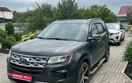 Ford Explorer VI, 2019 год, 2 750 000 рублей, 2 фотография