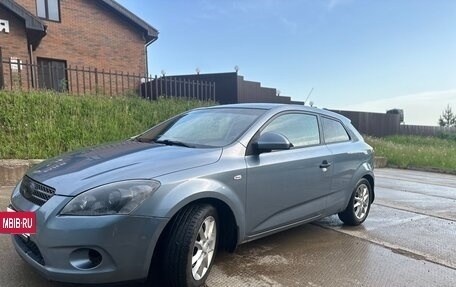 KIA cee'd I рестайлинг, 2008 год, 700 000 рублей, 2 фотография