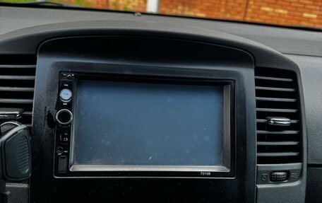 Nissan Navara (Frontier), 2012 год, 2 100 000 рублей, 9 фотография