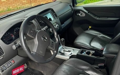 Nissan Navara (Frontier), 2012 год, 2 100 000 рублей, 13 фотография