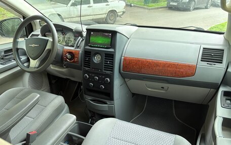 Chrysler Town & Country V рестайлинг, 2007 год, 850 000 рублей, 18 фотография