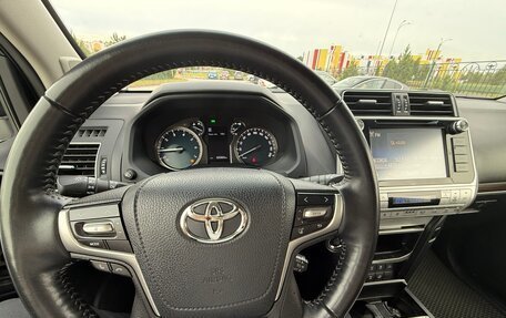 Toyota Land Cruiser Prado 150 рестайлинг 2, 2019 год, 6 350 000 рублей, 8 фотография