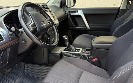 Toyota Land Cruiser Prado 150 рестайлинг 2, 2019 год, 6 350 000 рублей, 9 фотография
