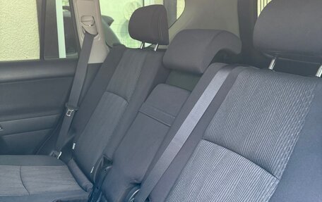 Toyota Land Cruiser Prado 150 рестайлинг 2, 2019 год, 6 350 000 рублей, 19 фотография