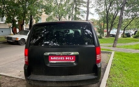 Chrysler Town & Country V рестайлинг, 2007 год, 850 000 рублей, 22 фотография