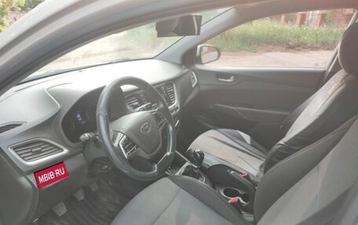 Hyundai Solaris II рестайлинг, 2018 год, 1 200 000 рублей, 1 фотография