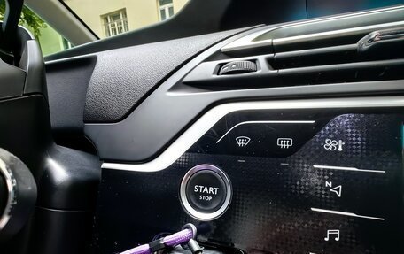Citroen C4 Picasso II рестайлинг, 2018 год, 2 200 000 рублей, 26 фотография