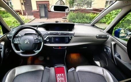 Citroen C4 Picasso II рестайлинг, 2018 год, 2 200 000 рублей, 20 фотография