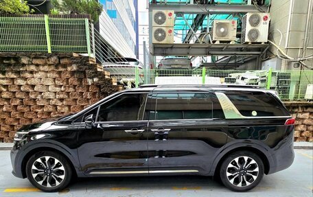 KIA Carnival, 2021 год, 5 500 000 рублей, 4 фотография