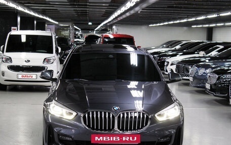 BMW 1 серия, 2022 год, 2 350 013 рублей, 3 фотография