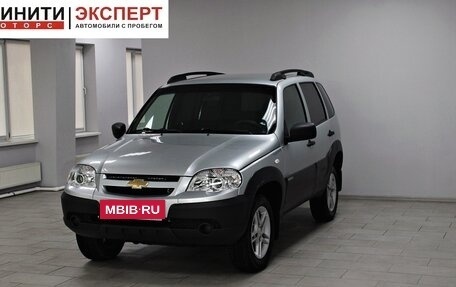 Chevrolet Niva I рестайлинг, 2018 год, 709 900 рублей, 3 фотография