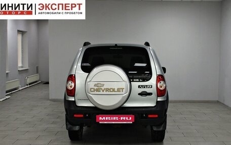 Chevrolet Niva I рестайлинг, 2018 год, 709 900 рублей, 5 фотография