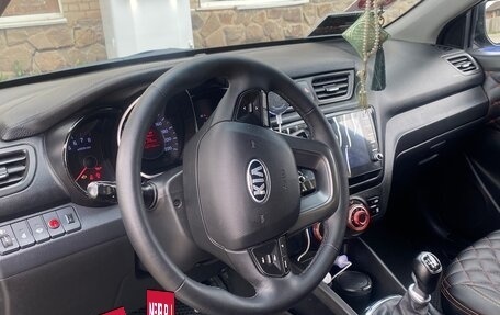 KIA Rio III рестайлинг, 2014 год, 850 000 рублей, 10 фотография