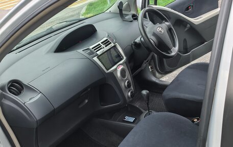 Toyota Vitz, 2005 год, 620 000 рублей, 16 фотография