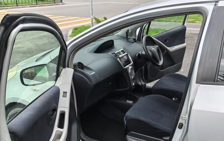 Toyota Vitz, 2005 год, 620 000 рублей, 14 фотография