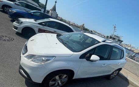Peugeot 2008 II, 2014 год, 900 000 рублей, 7 фотография