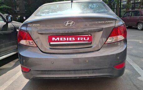 Hyundai Solaris II рестайлинг, 2011 год, 770 000 рублей, 4 фотография