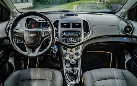 Chevrolet Aveo III, 2013 год, 600 000 рублей, 17 фотография