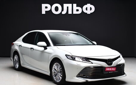 Toyota Camry, 2019 год, 3 640 000 рублей, 1 фотография