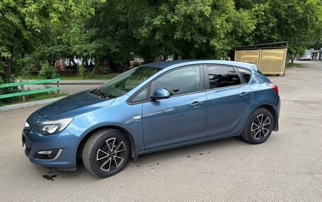 Opel Astra J, 2013 год, 1 100 000 рублей, 3 фотография