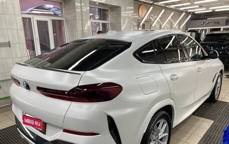 BMW X6, 2023 год, 13 200 000 рублей, 15 фотография
