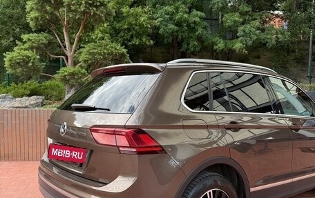 Volkswagen Tiguan II, 2018 год, 2 490 000 рублей, 4 фотография
