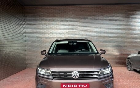 Volkswagen Tiguan II, 2018 год, 2 490 000 рублей, 5 фотография