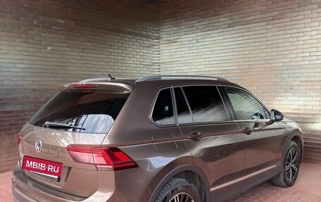 Volkswagen Tiguan II, 2018 год, 2 490 000 рублей, 11 фотография