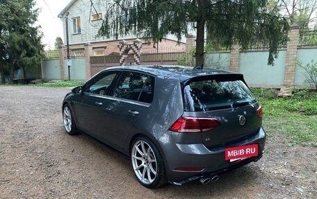 Volkswagen Golf R VII, 2019 год, 2 750 000 рублей, 5 фотография