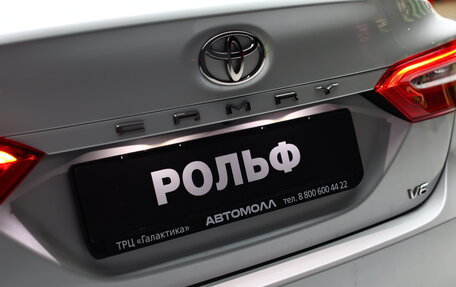 Toyota Camry, 2019 год, 3 640 000 рублей, 13 фотография