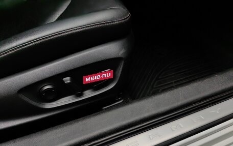 Toyota Camry, 2019 год, 3 640 000 рублей, 32 фотография