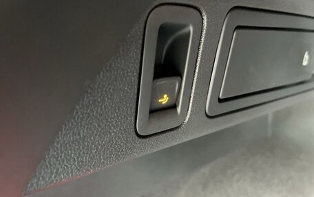 Volkswagen Tiguan, 2024 год, 4 500 000 рублей, 9 фотография
