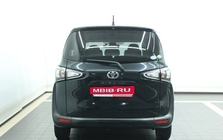 Toyota Sienta II, 2020 год, 1 445 000 рублей, 13 фотография