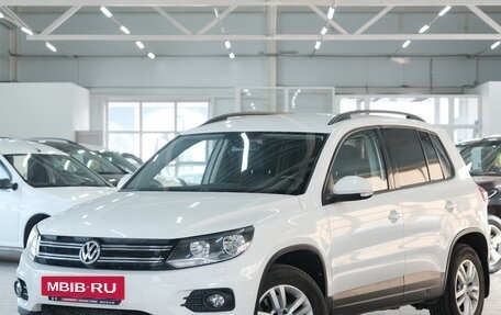 Volkswagen Tiguan I, 2015 год, 1 959 000 рублей, 3 фотография