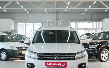Volkswagen Tiguan I, 2015 год, 1 959 000 рублей, 2 фотография