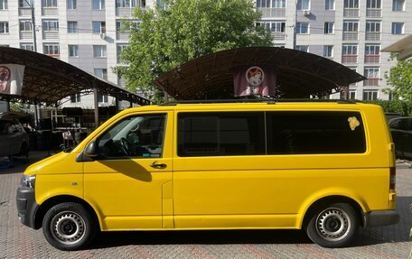 Volkswagen Transporter T5 рестайлинг, 2010 год, 1 250 000 рублей, 4 фотография